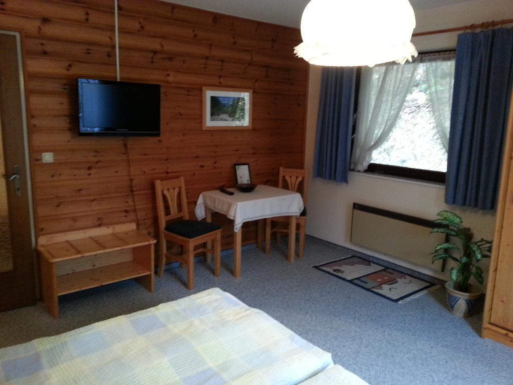 Haus Chorinskyklause Appartement Bad Goisern Kamer foto