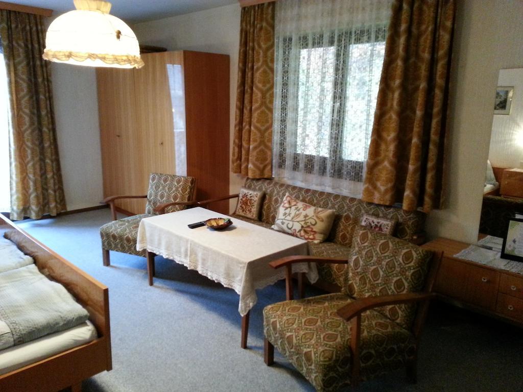 Haus Chorinskyklause Appartement Bad Goisern Buitenkant foto